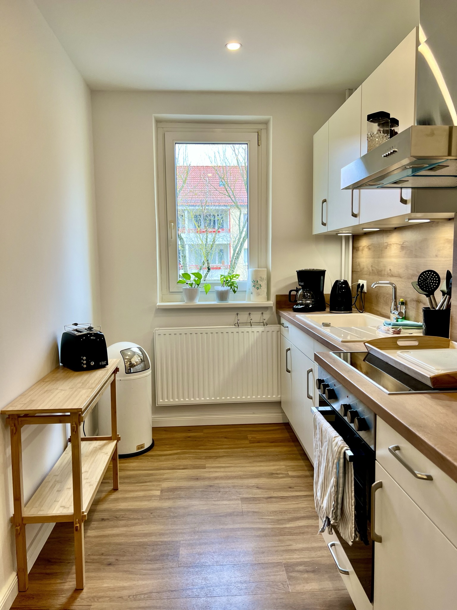 Kueche_1_IMG_0658 Fereinwohnung Enzmann | Potsdam: Küche, Topf