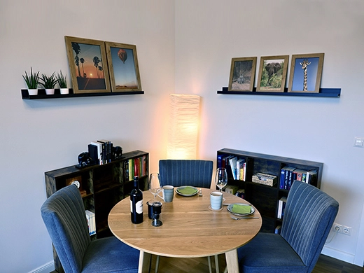 Enzmann Potsdam | Fereinwohnung Wohnuzimmer